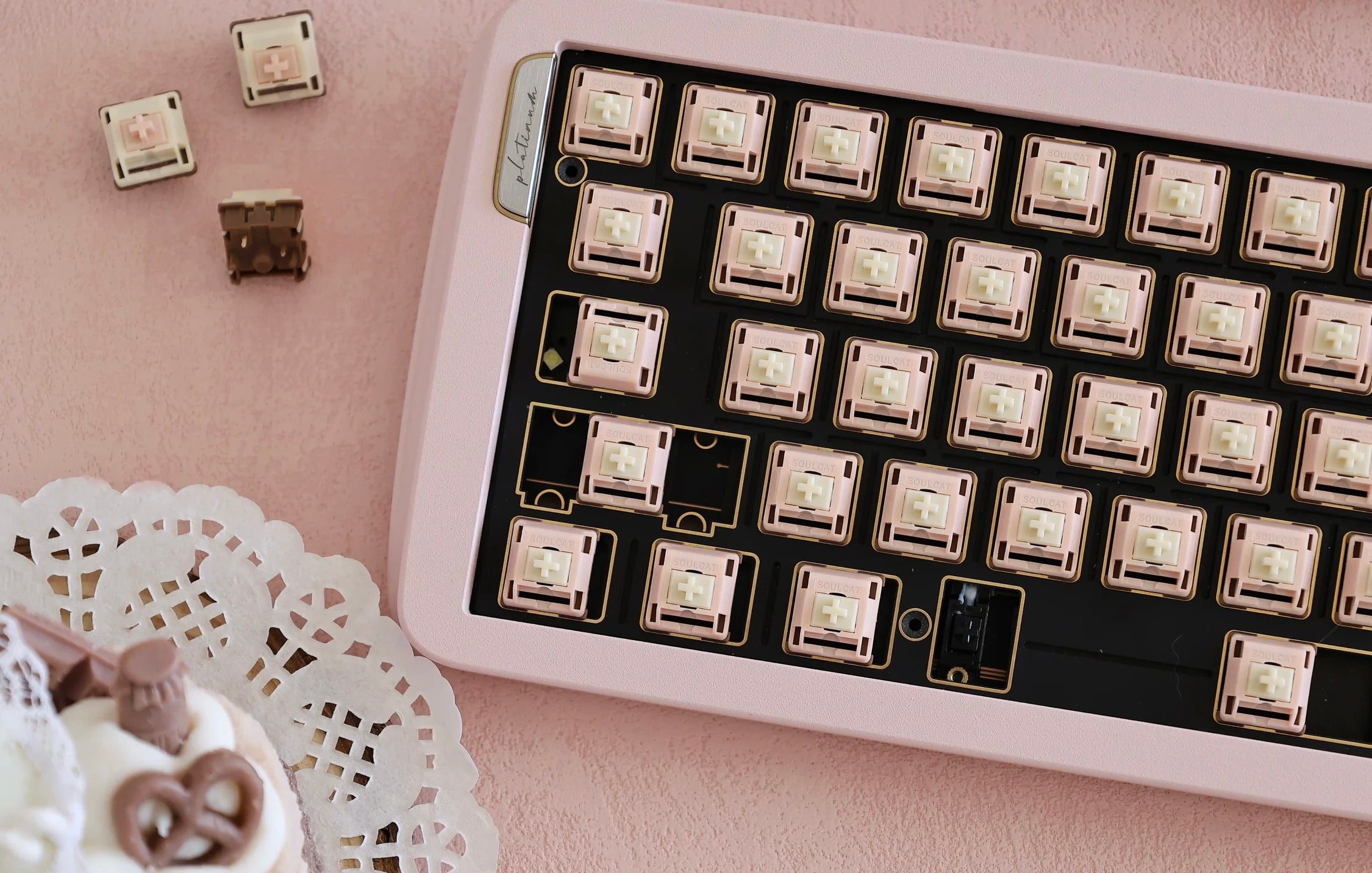HMX Poro Switch